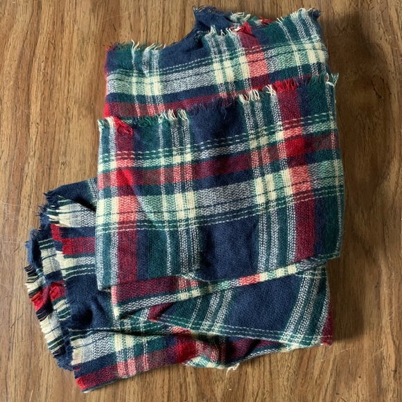 Accessories - Plaid Blanket Scarf